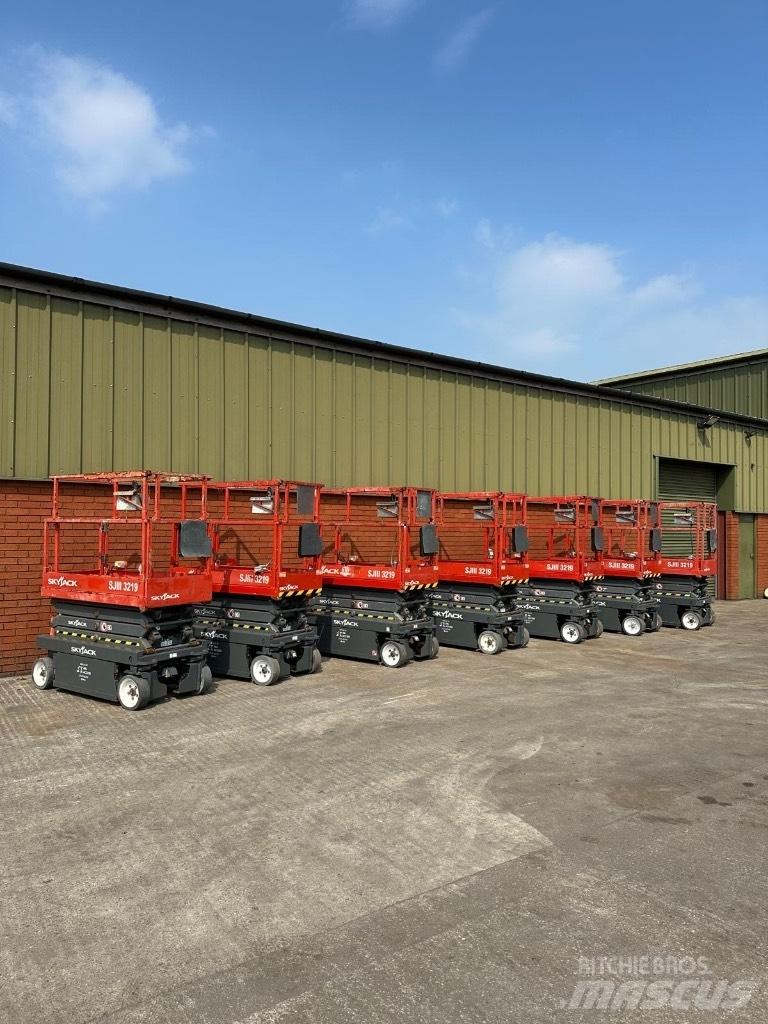 SkyJack SJ 3219 Ножничные подъемники