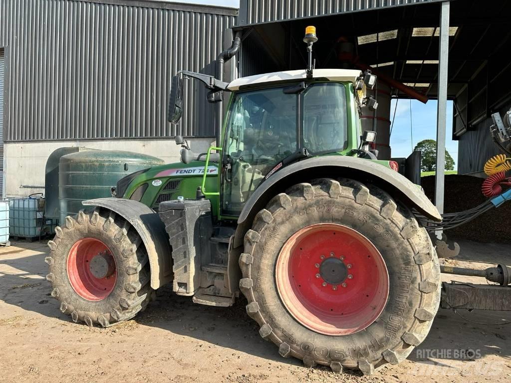 Fendt 724 Profi Plus Трактора