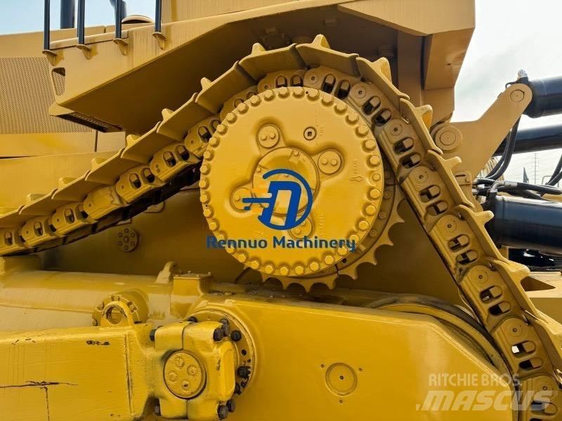 CAT D 10 R Гусеничные бульдозеры