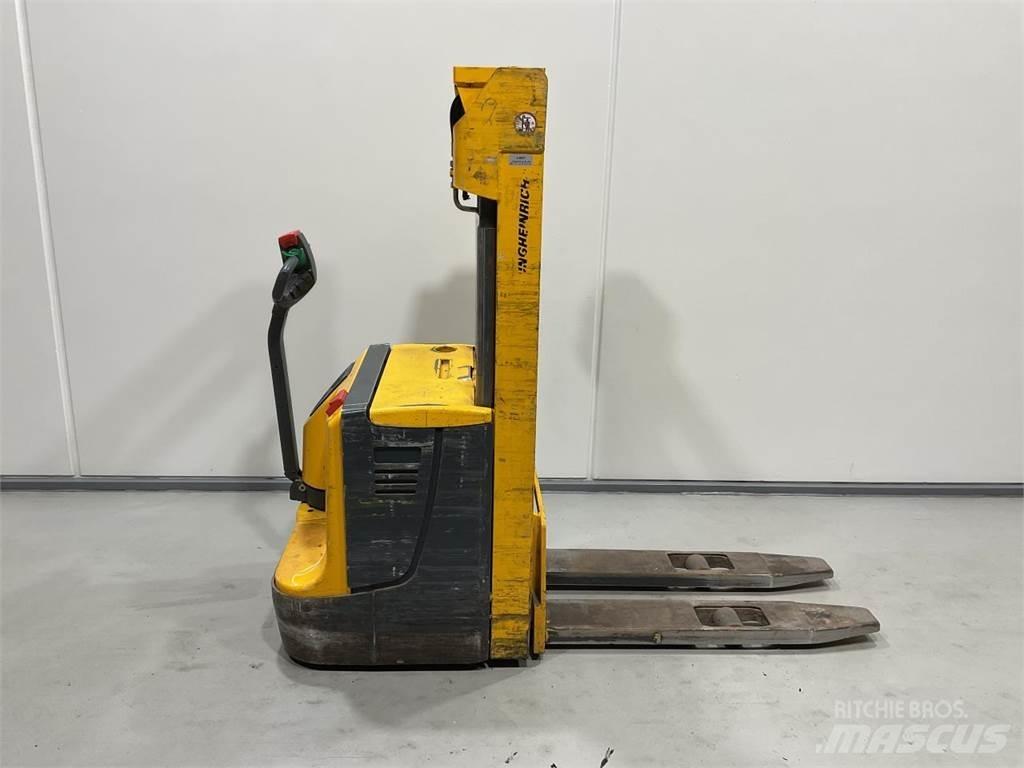Jungheinrich EJC12 Самоходные электроштабелёры