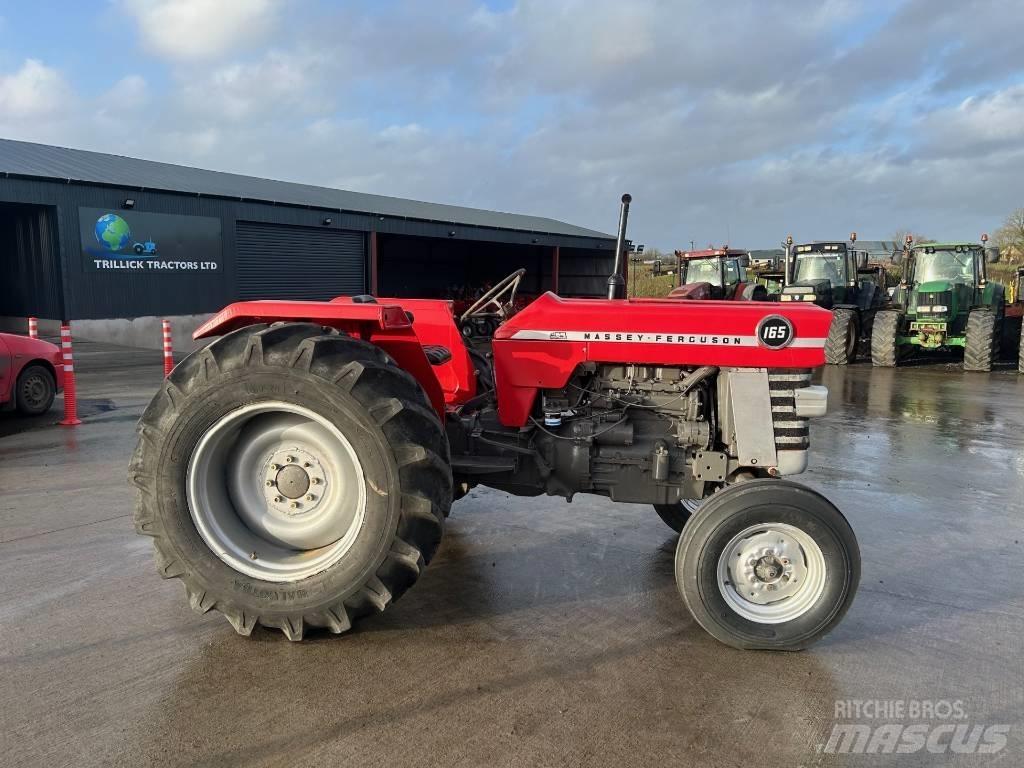 Massey Ferguson 165 Трактора