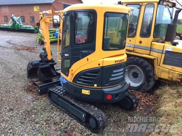 Hyundai R25 AK Мини-экскаваторы