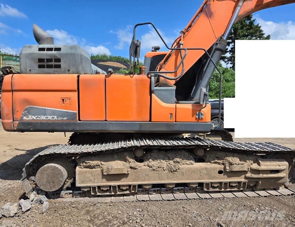 Doosan DX 300 LC-5 Гусеничные экскаваторы