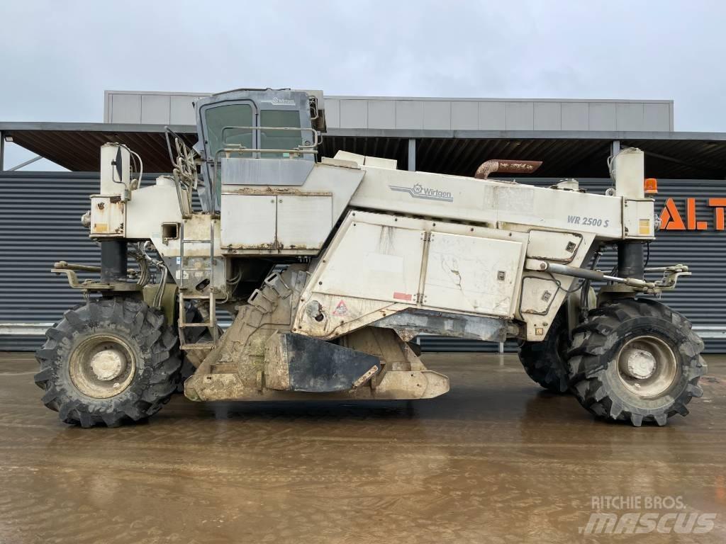 Wirtgen WR 2500S Ресайклеры