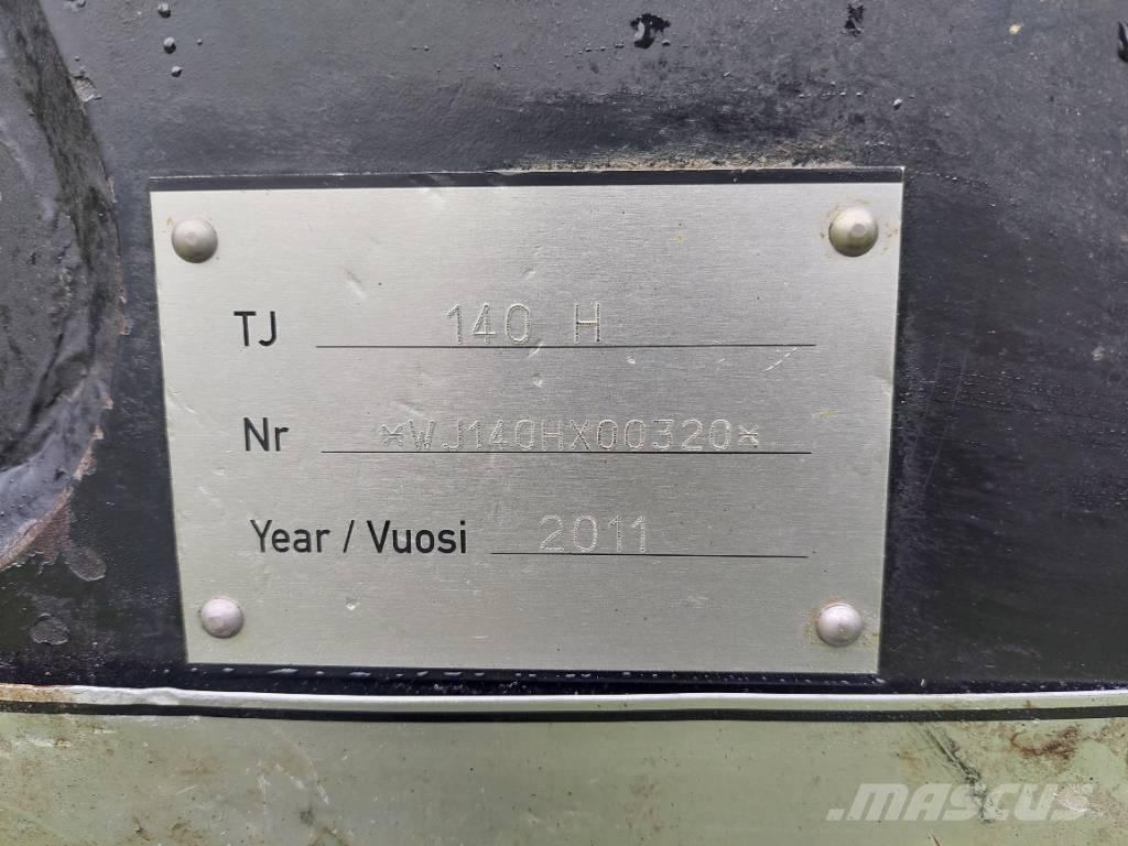 John Deere 770 D Харвестеры