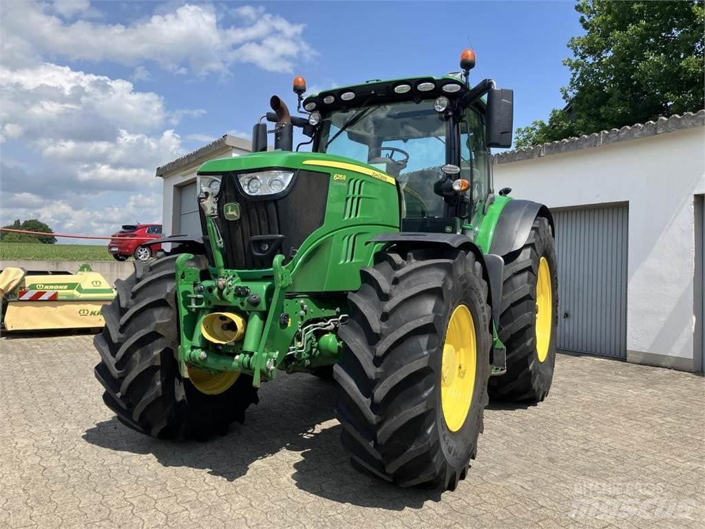 John Deere 6215R Трактора
