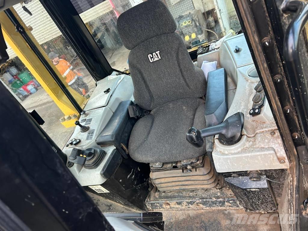 CAT D 6 N LGP Гусеничные бульдозеры