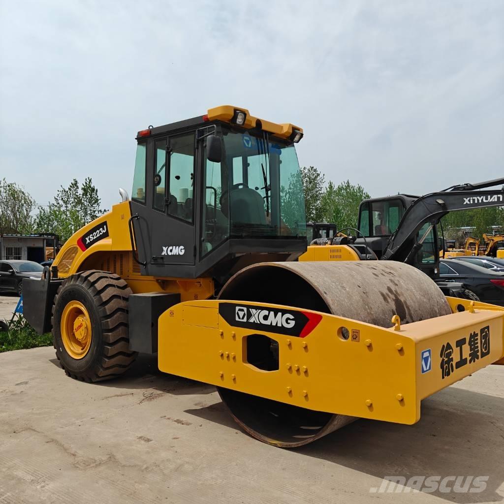XCMG 223J Грунтовые катки
