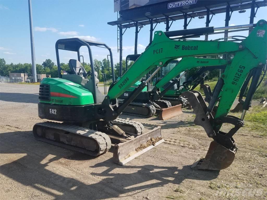 Bobcat E42 Мини-экскаваторы