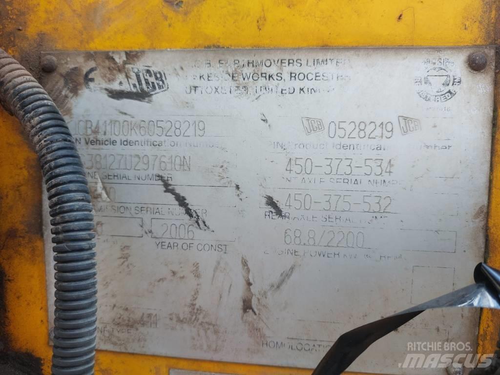 JCB 411 Фронтальные погрузчики