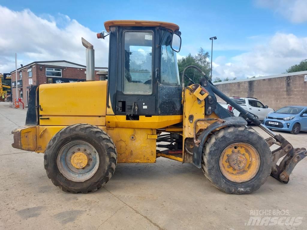 JCB 411 Фронтальные погрузчики