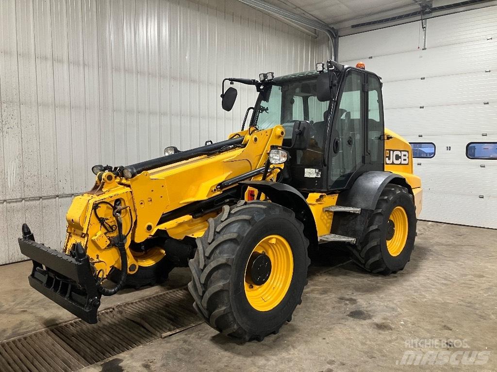 JCB TM 320 Фронтальные погрузчики