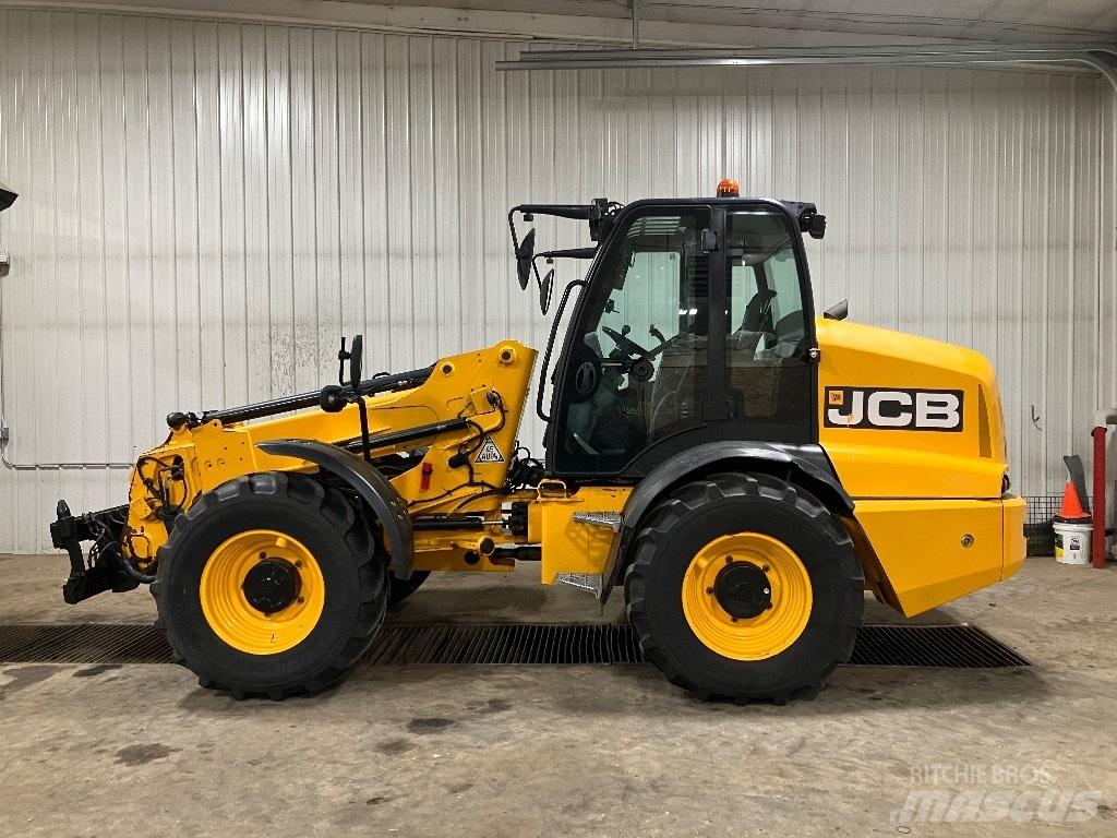 JCB TM 320 Фронтальные погрузчики