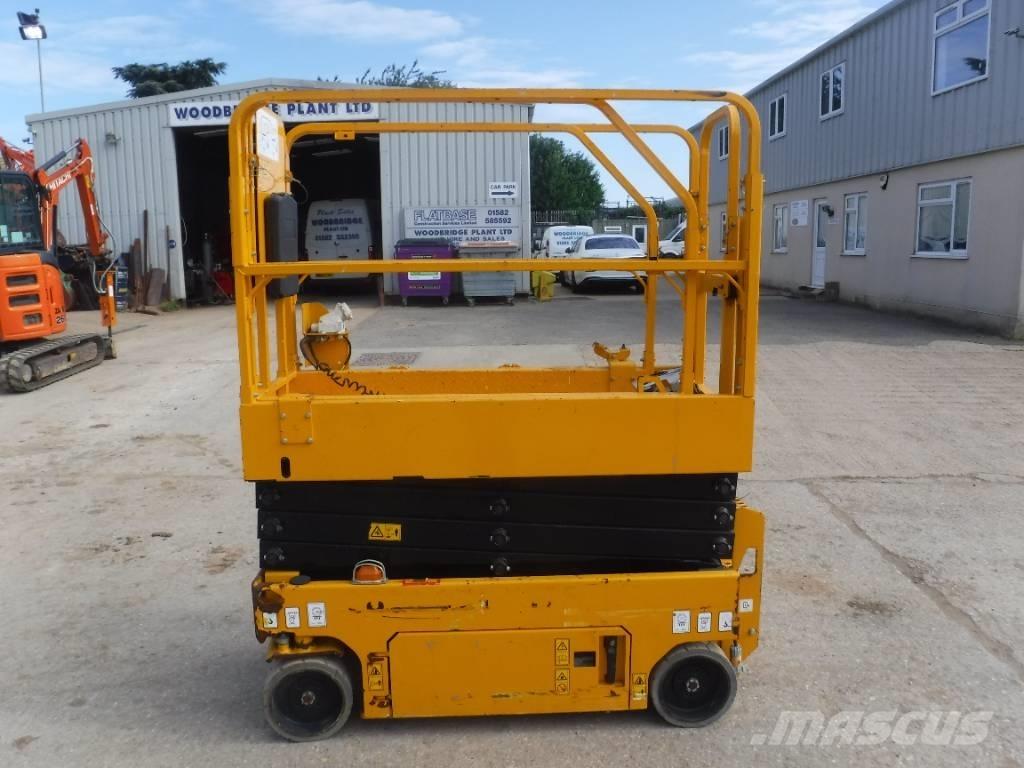 JCB S 1930 E Ножничные подъемники