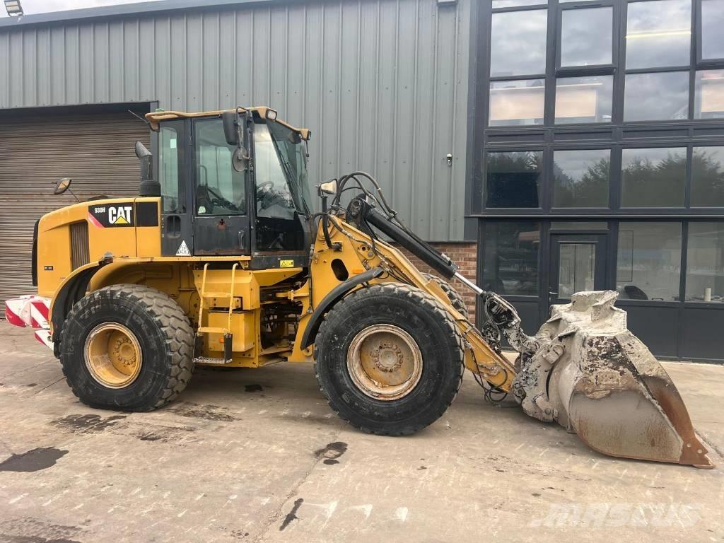CAT 930 H Фронтальные погрузчики