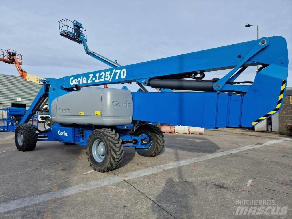 Genie Z 135/70 Коленчатые подъемники