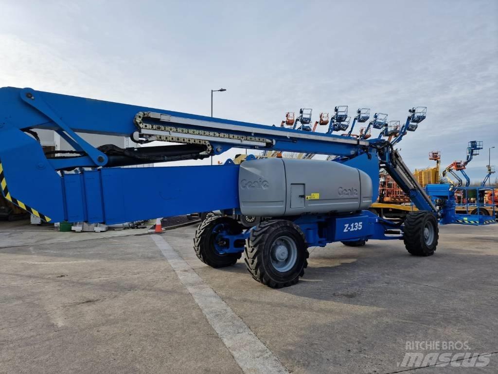 Genie Z 135/70 Коленчатые подъемники