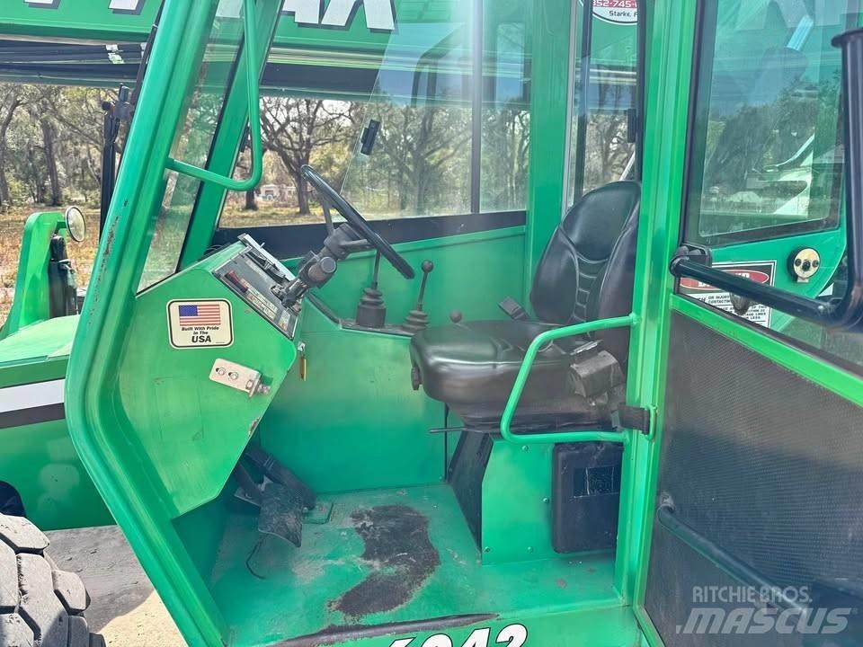 JLG 6042 Телескопические погрузчики