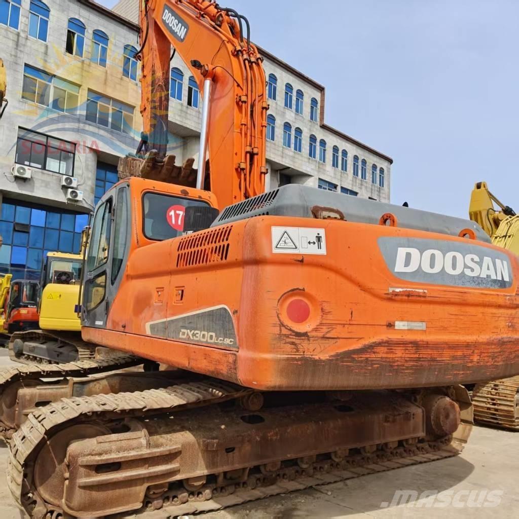Doosan DX300LC Гусеничные экскаваторы