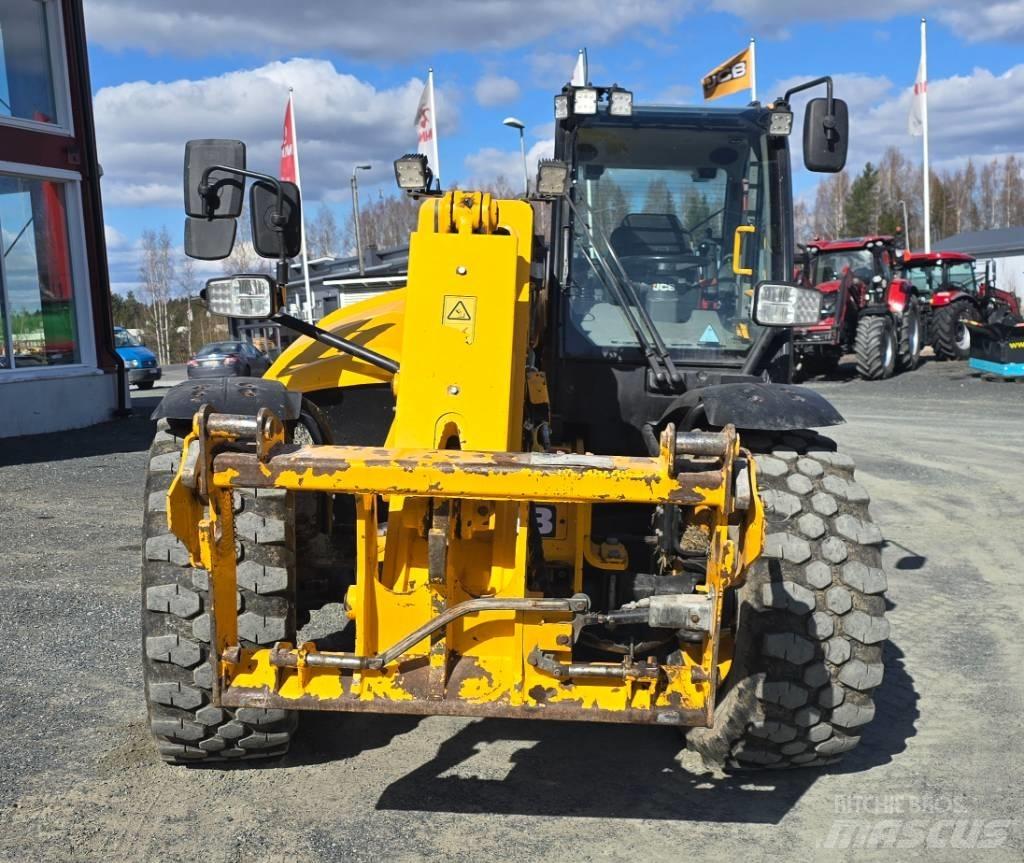 JCB 542-70 Сельскохозяйственные телескопические погрузчики