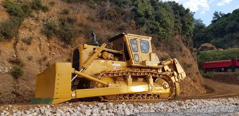 CAT D9G Гусеничные бульдозеры