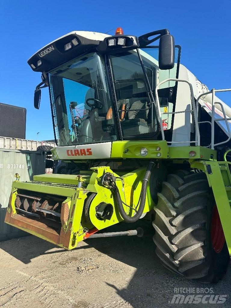 CLAAS Lexion 560 Зерноуборочные комбайны