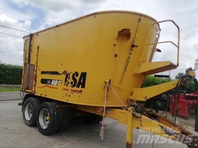  USA 850CF Кормораздатчики
