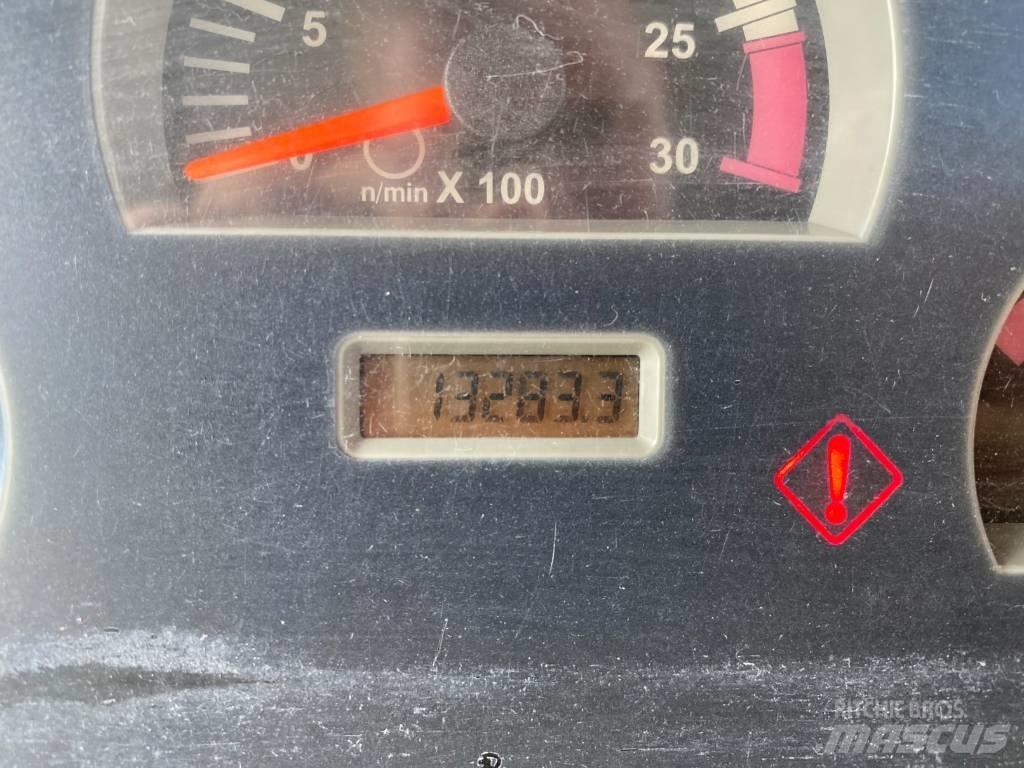 CAT 422 F TURBO Экскаваторы-погрузчики