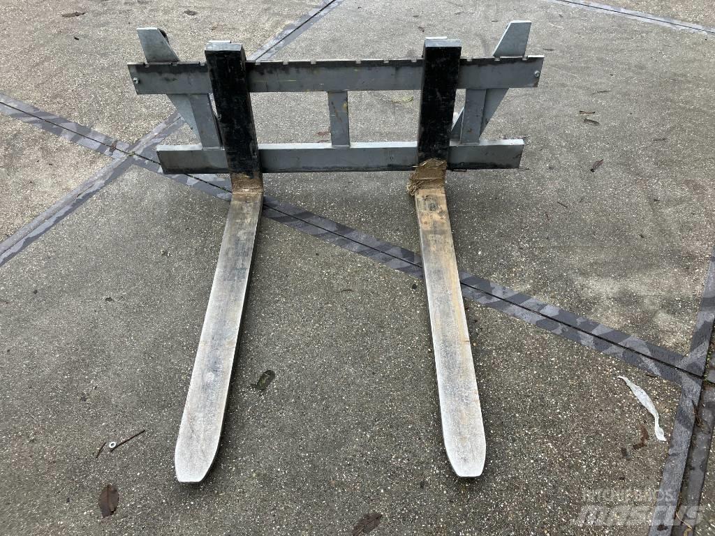 Hemach Palletvorken Навесные фронтальные погрузчики