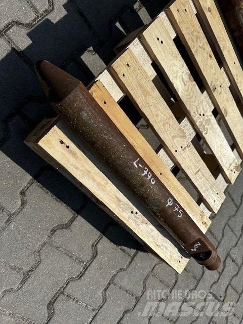 Montabert 75 MM Гидромолоты