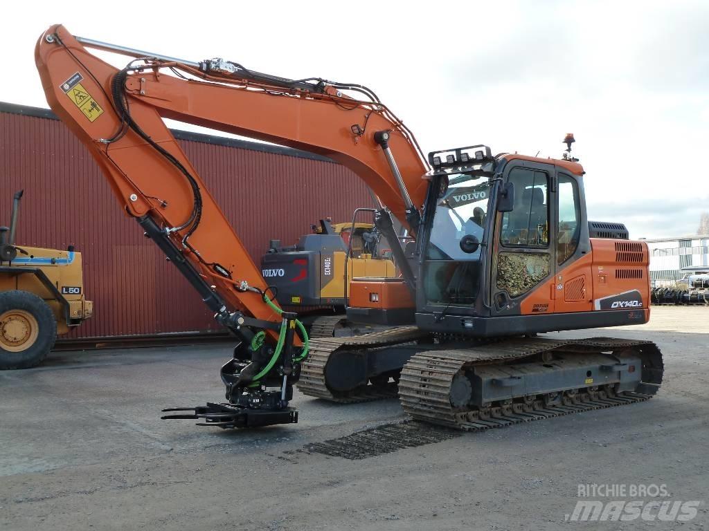 Doosan DX140LC-5 Гусеничные экскаваторы