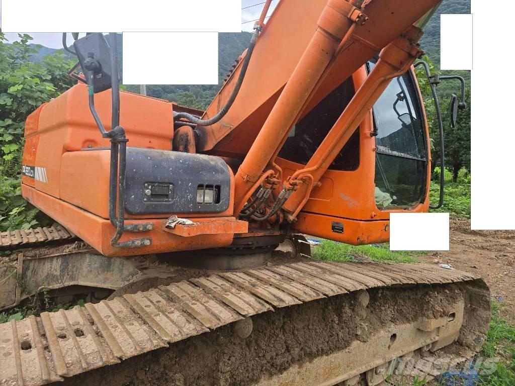 Doosan DX 220 LC-9 Гусеничные экскаваторы