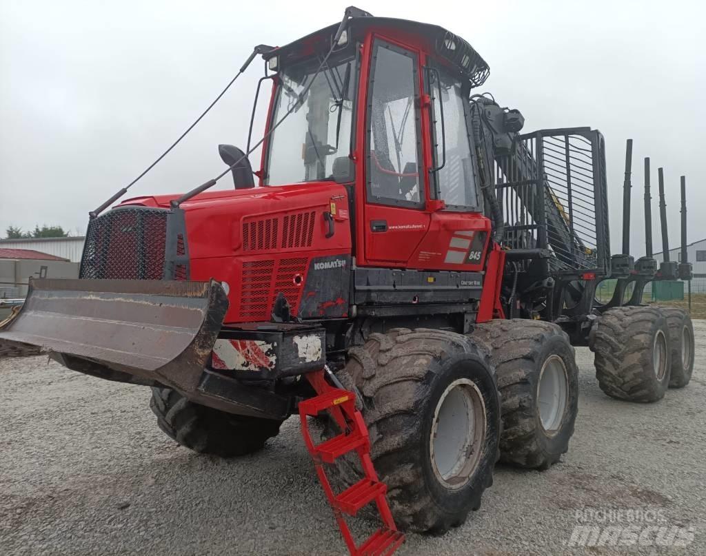 Komatsu 845 Форвардеры
