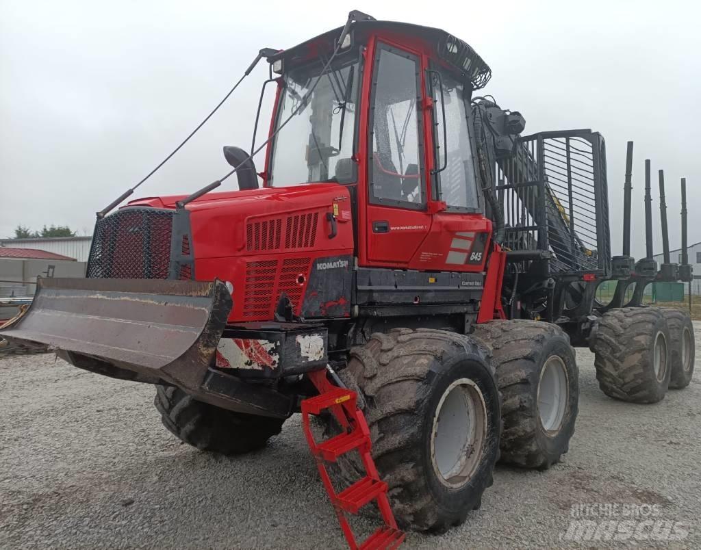 Komatsu 845 Форвардеры