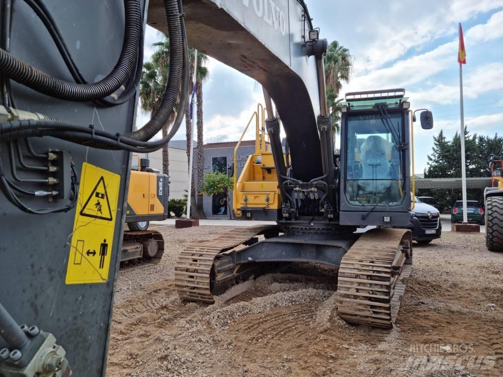Volvo EC 300 E Гусеничные экскаваторы