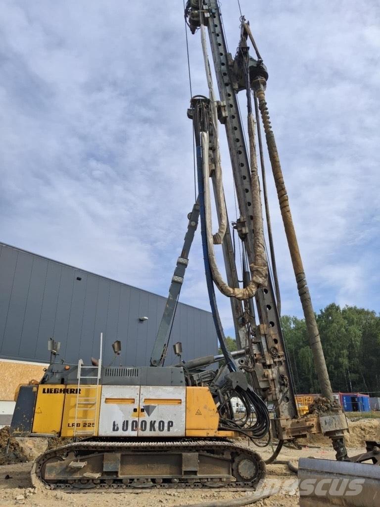 Liebherr LRB255 Копровые установки