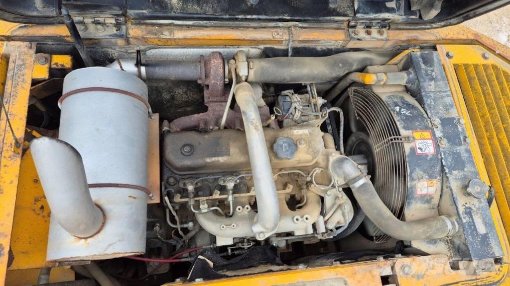 JCB JS 130 W Колёсные экскаваторы