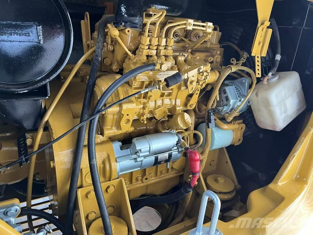 CAT 305.5 Мини-экскаваторы