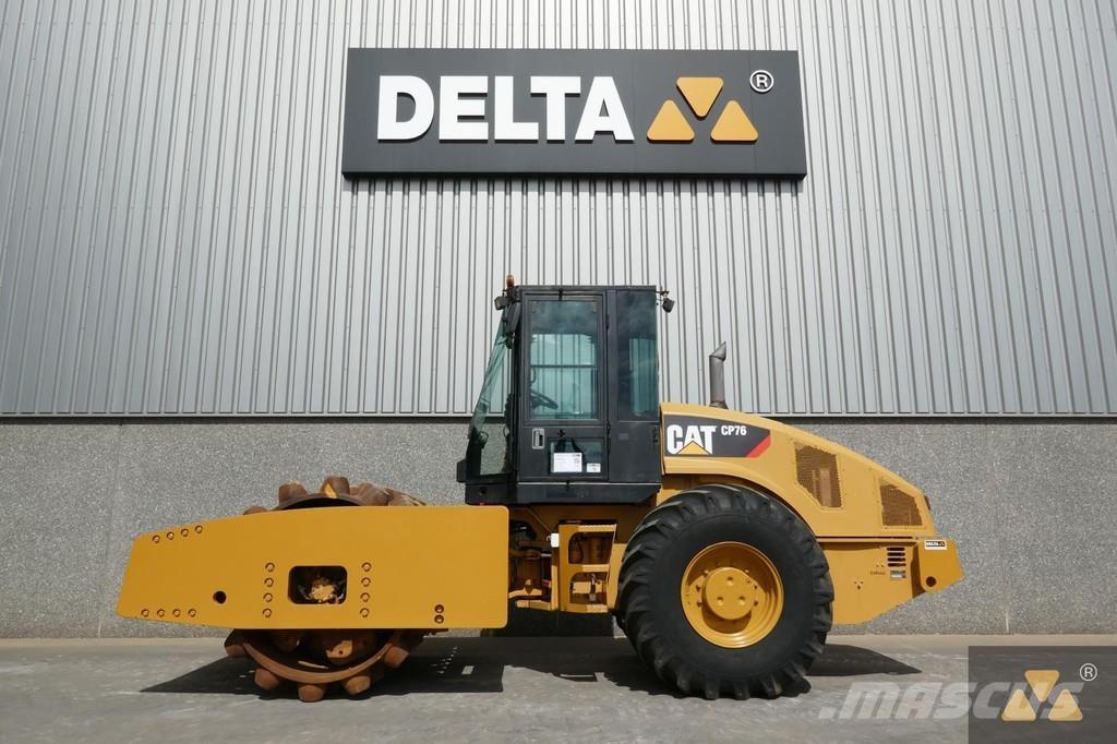 CAT CP76 Грунтовые катки