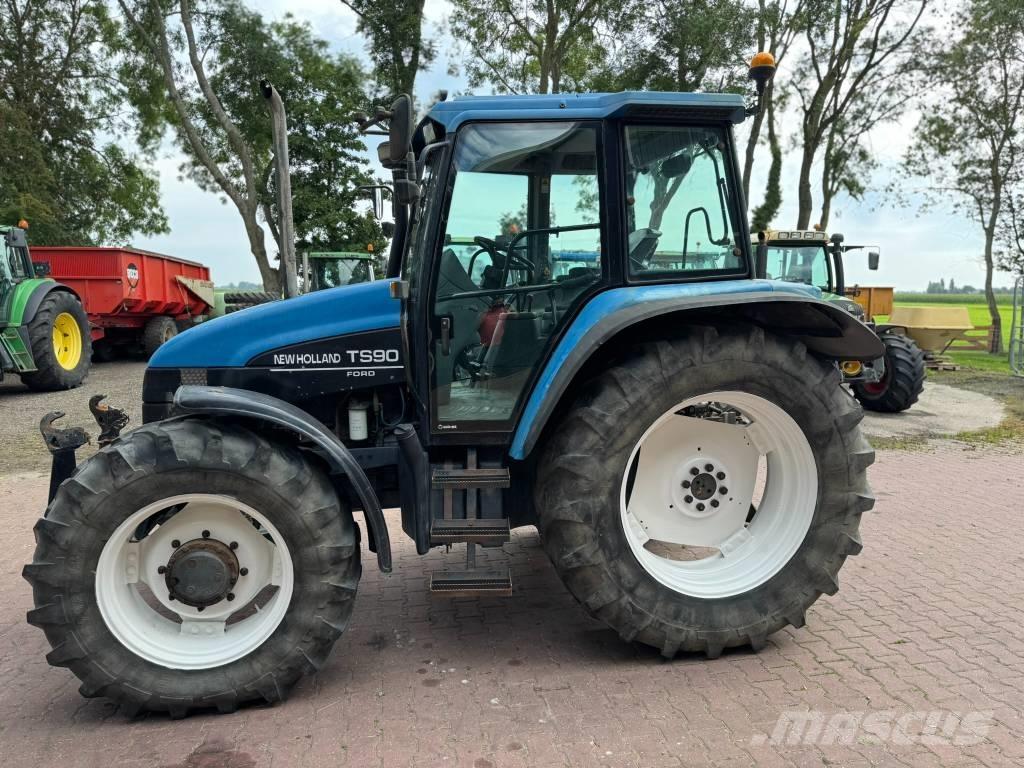 New Holland TS90 Трактора