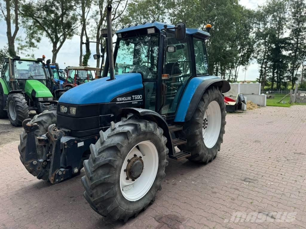 New Holland TS90 Трактора