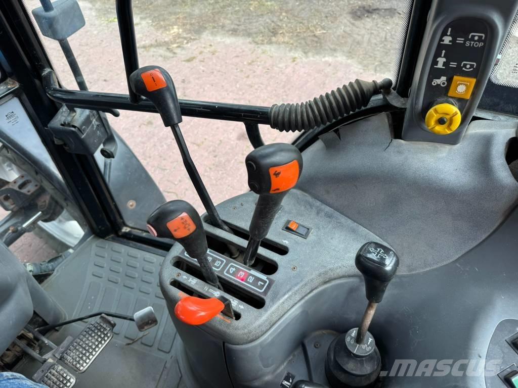 New Holland TS90 Трактора