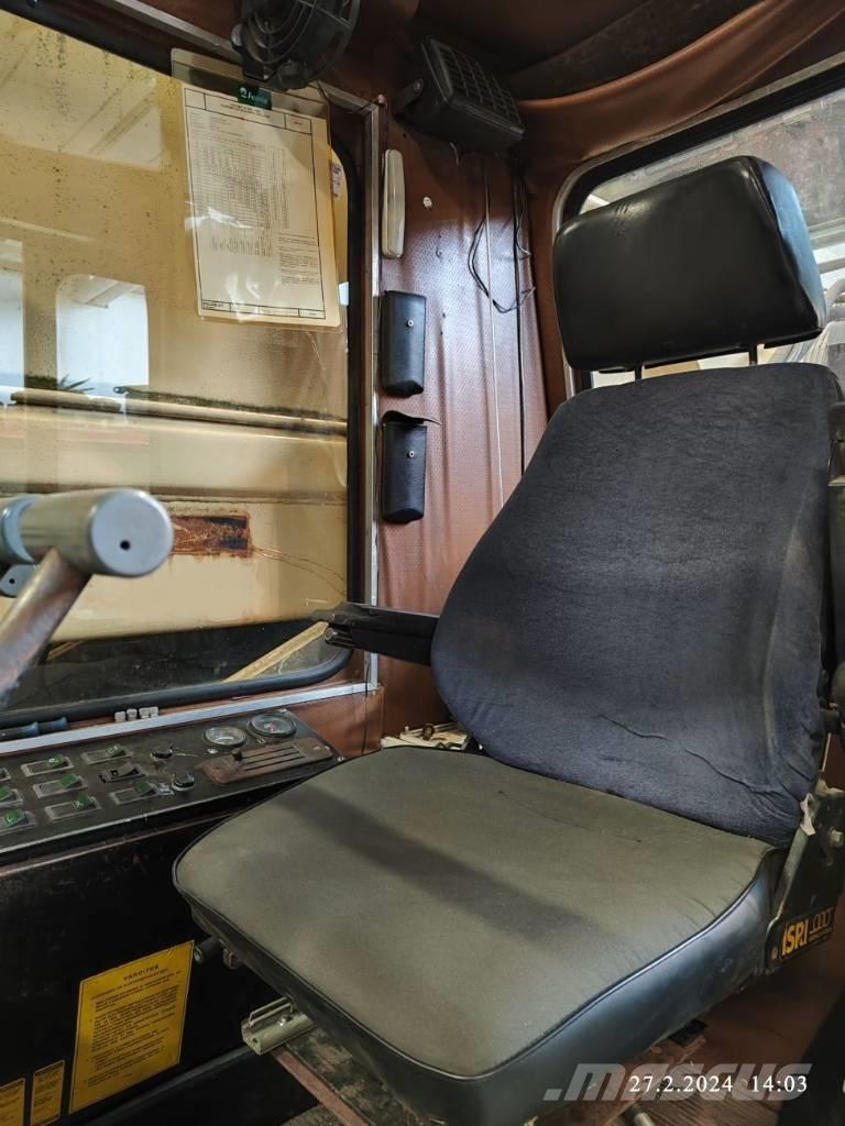 Lokomo A 353 NR Автокраны