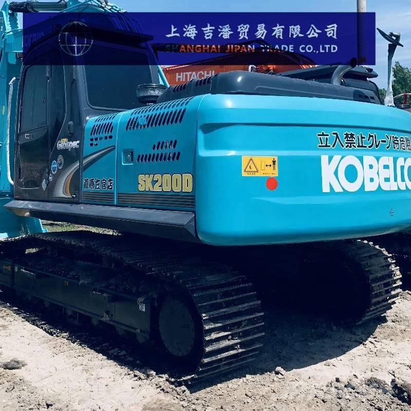 Kobelco SK 200 Гусеничные экскаваторы