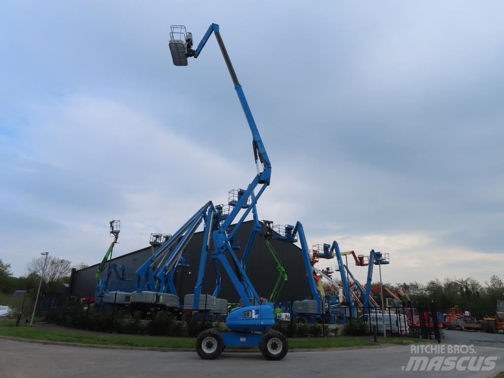 Manitou 200 ATJ Коленчатые подъемники