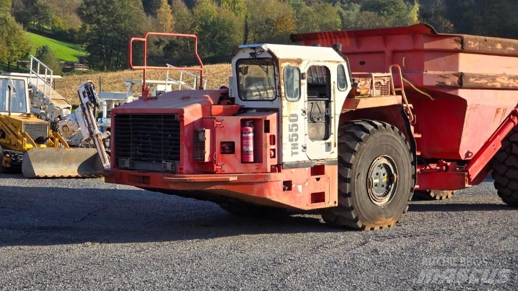 Sandvik TH550 Подземные самосвалы