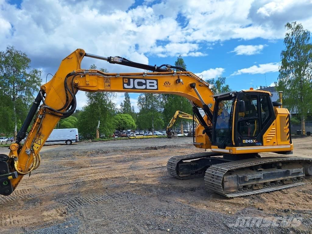 JCB 245 XR LC Гусеничные экскаваторы