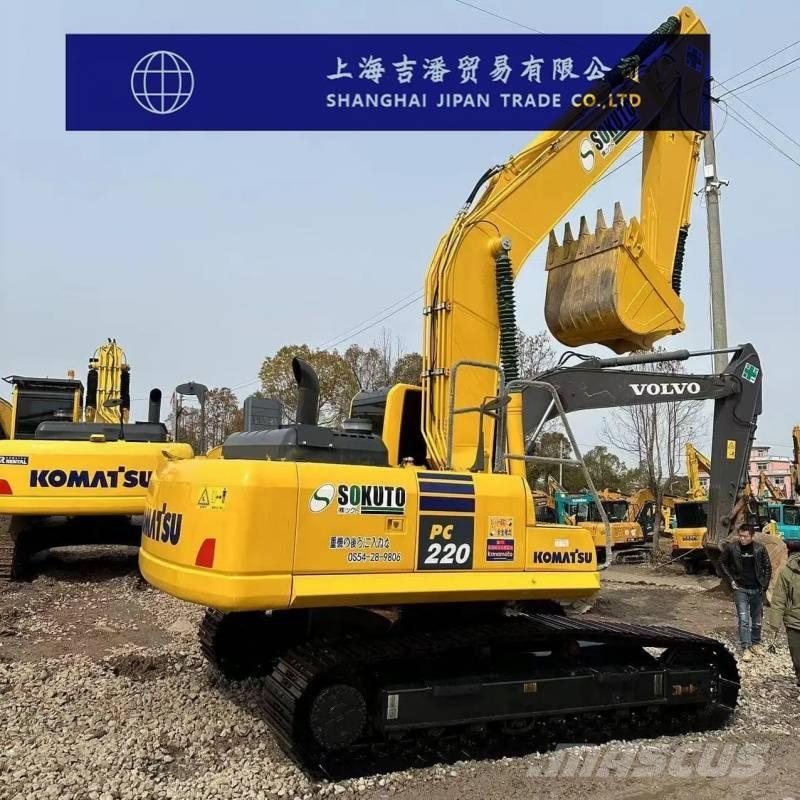Komatsu PC 220 Гусеничные экскаваторы