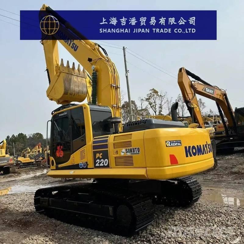 Komatsu PC 220 Гусеничные экскаваторы
