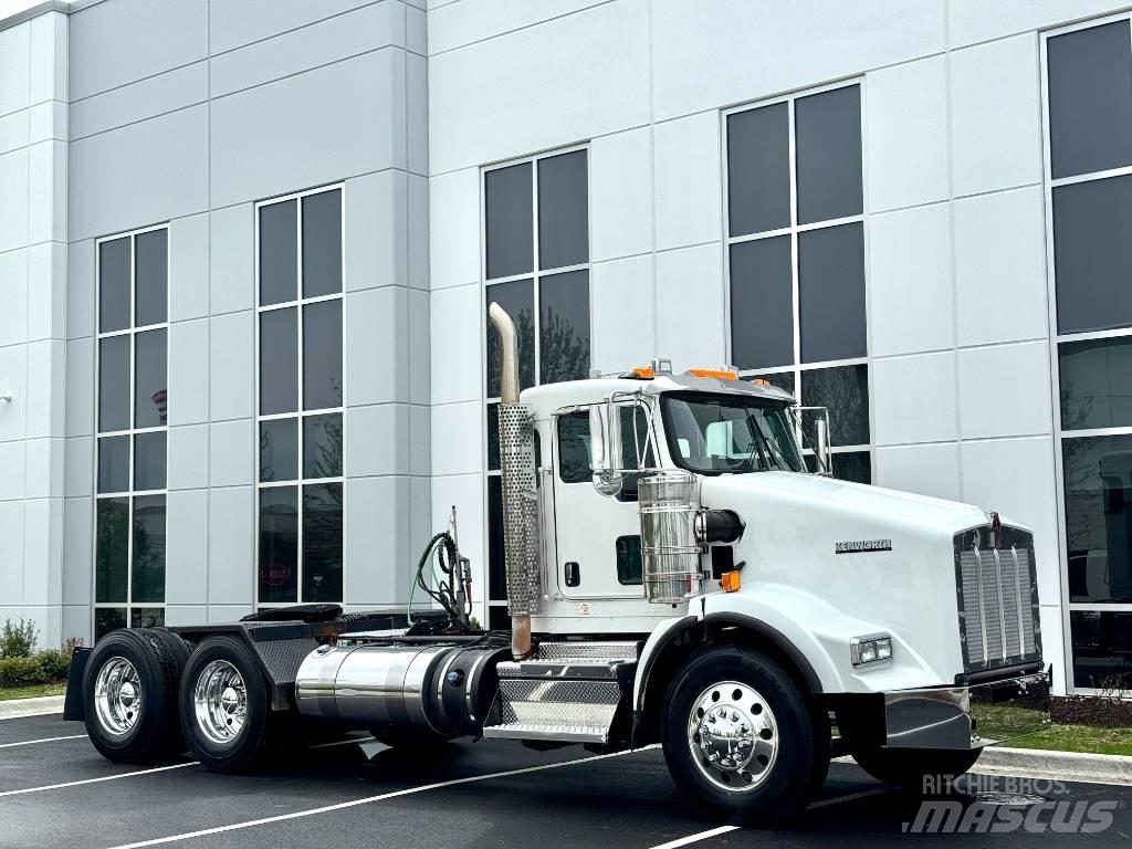 Kenworth T800 Седельные тягачи
